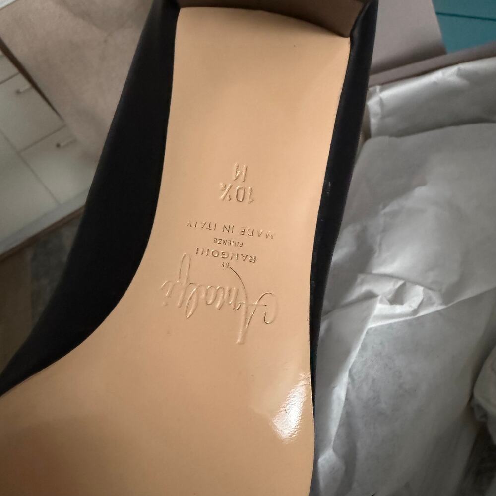 Amalfi by Rangoni 10.5 Paco Leather Pump - Picture 4 of 5